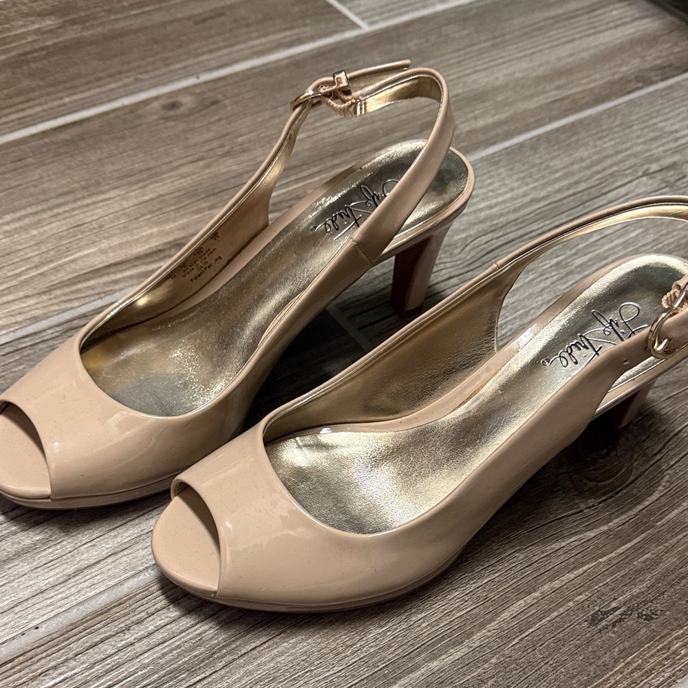 Life Stride Nude Peep-Toe Slingback Heels